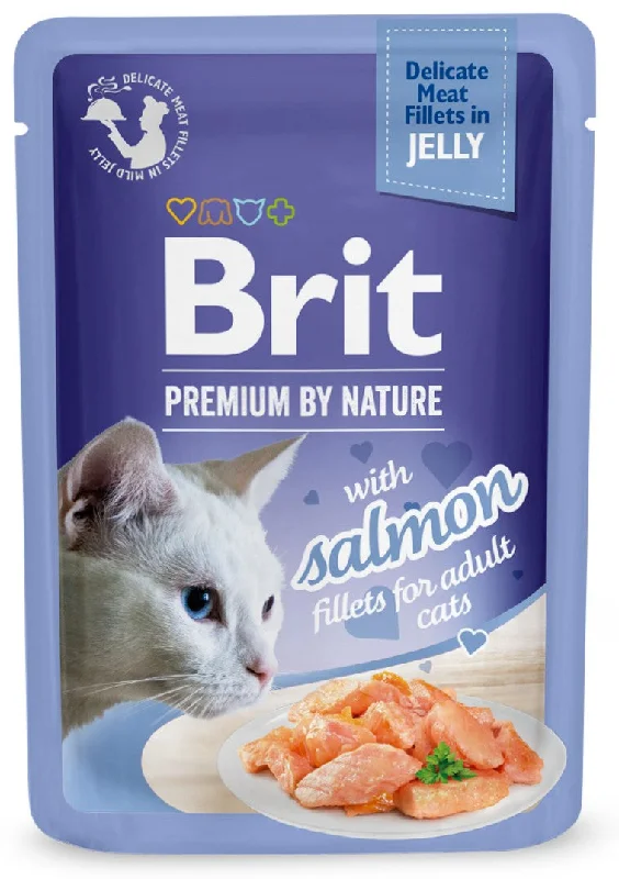 BRIT PREMIUM By Nature plic pentru pisici adulte, file cu Somon în jeleu 85g