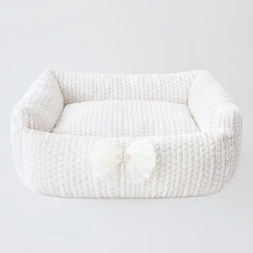 Dolce Dog Bed in Ivory